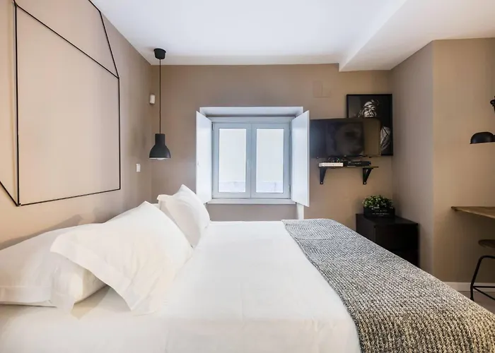 Castle Alfama Lisbon