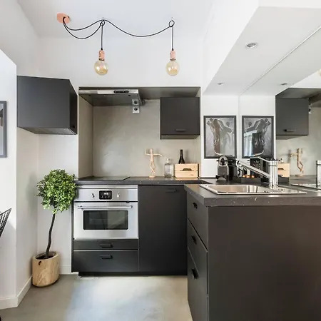 Castle Alfama アパート *